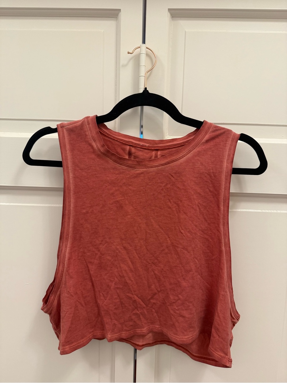 lululemon athletica Women's Cropped Tank Top - Rust